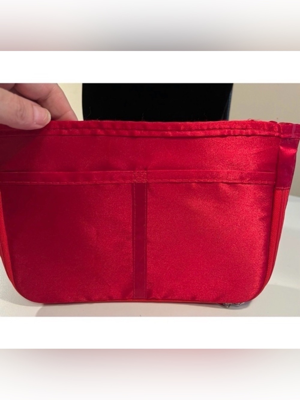 Red satin Handbag Organizer.  Approx 9” L X 6” H X 4.5” D (W) GUC